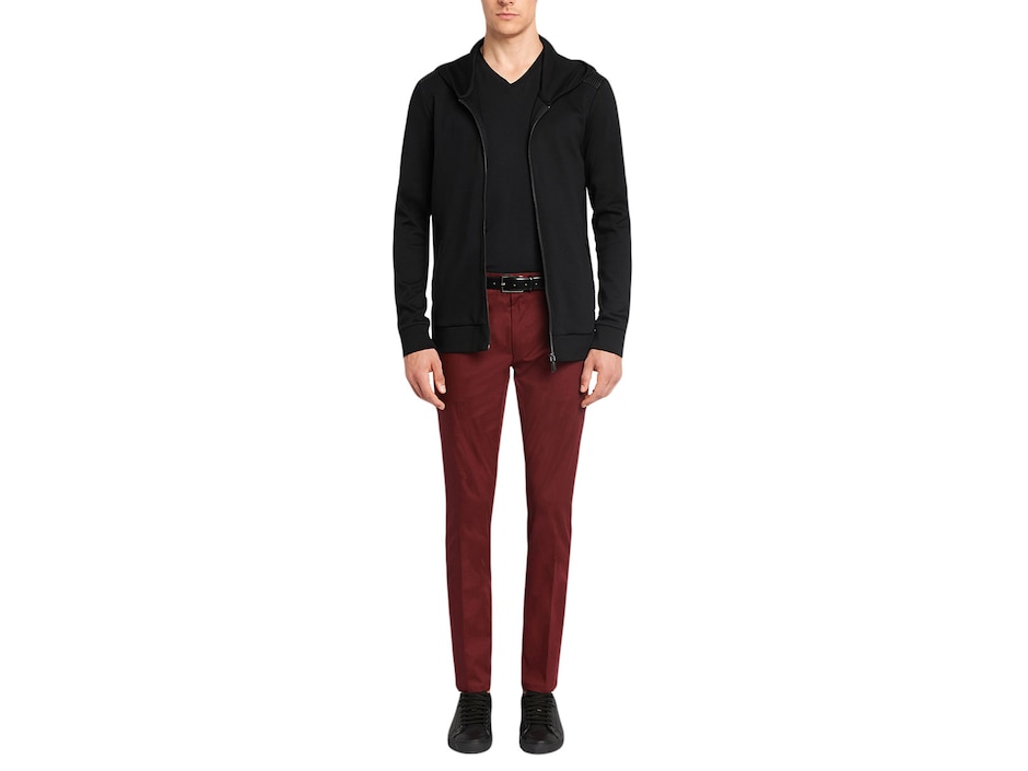 Set de playeras corte slim fit cuello V negra 2