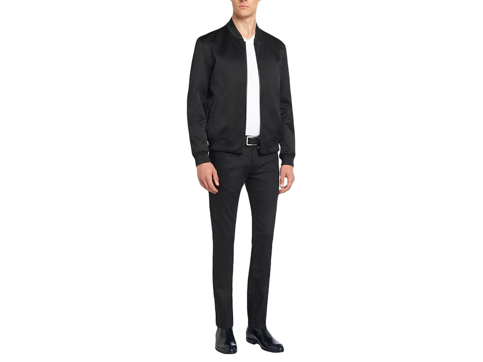 Set de playeras corte slim fit cuello V blanca 2