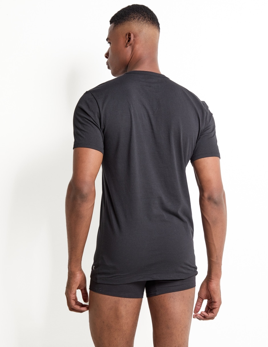 Camiseta cuello V para hombre 2
