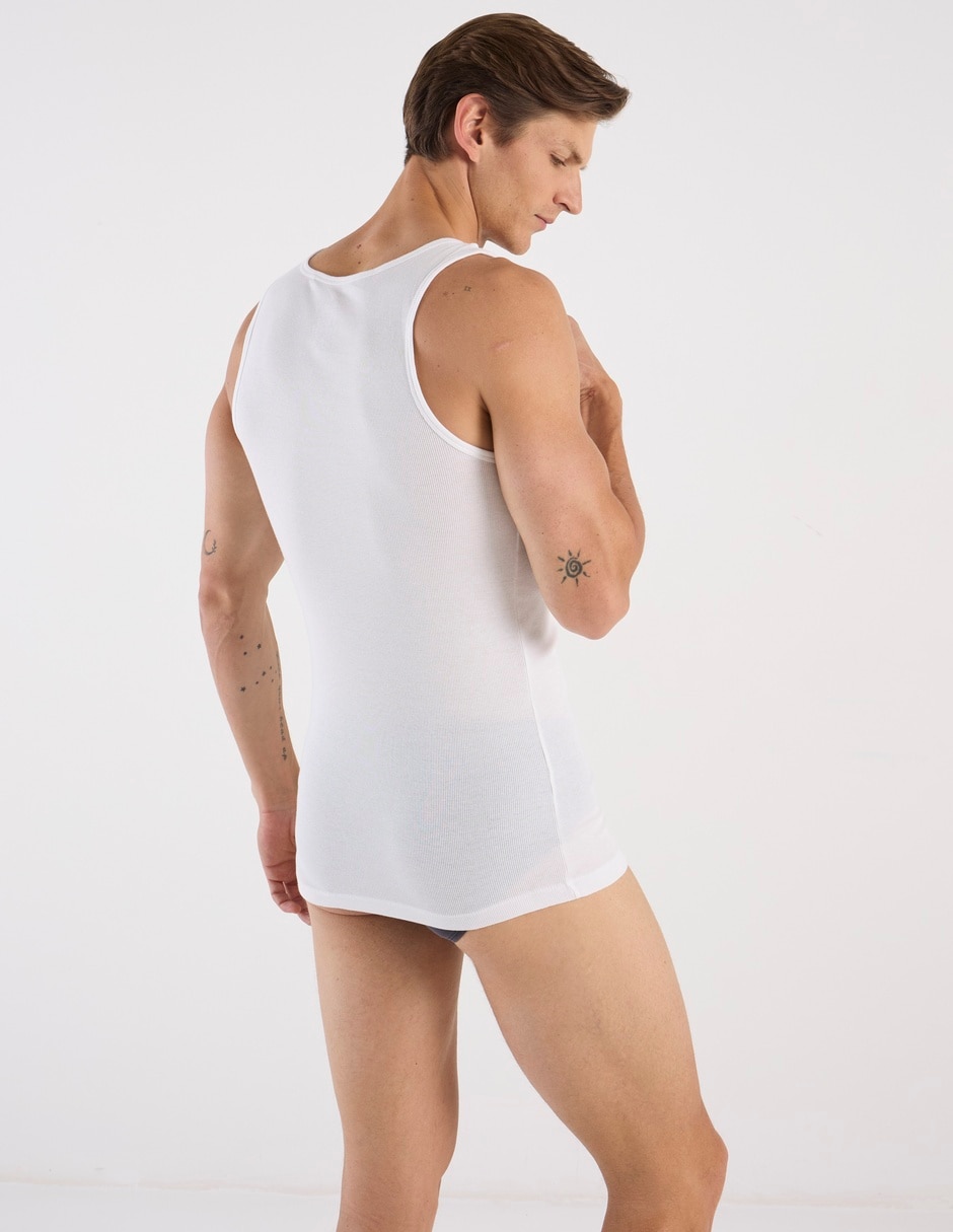 Set camiseta cuello redondo para hombre 3