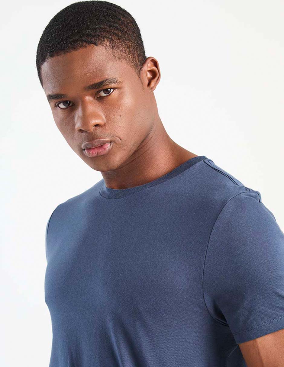 Set camiseta cuello redondo para hombre 4