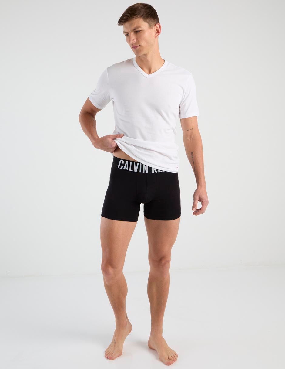 Set camiseta cuello redondo para hombre 3