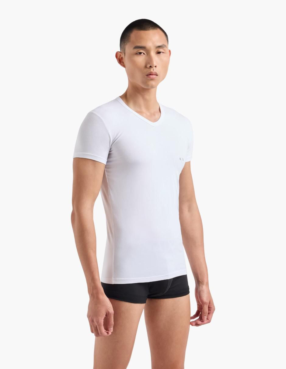 Set camiseta cuello v para hombre 2