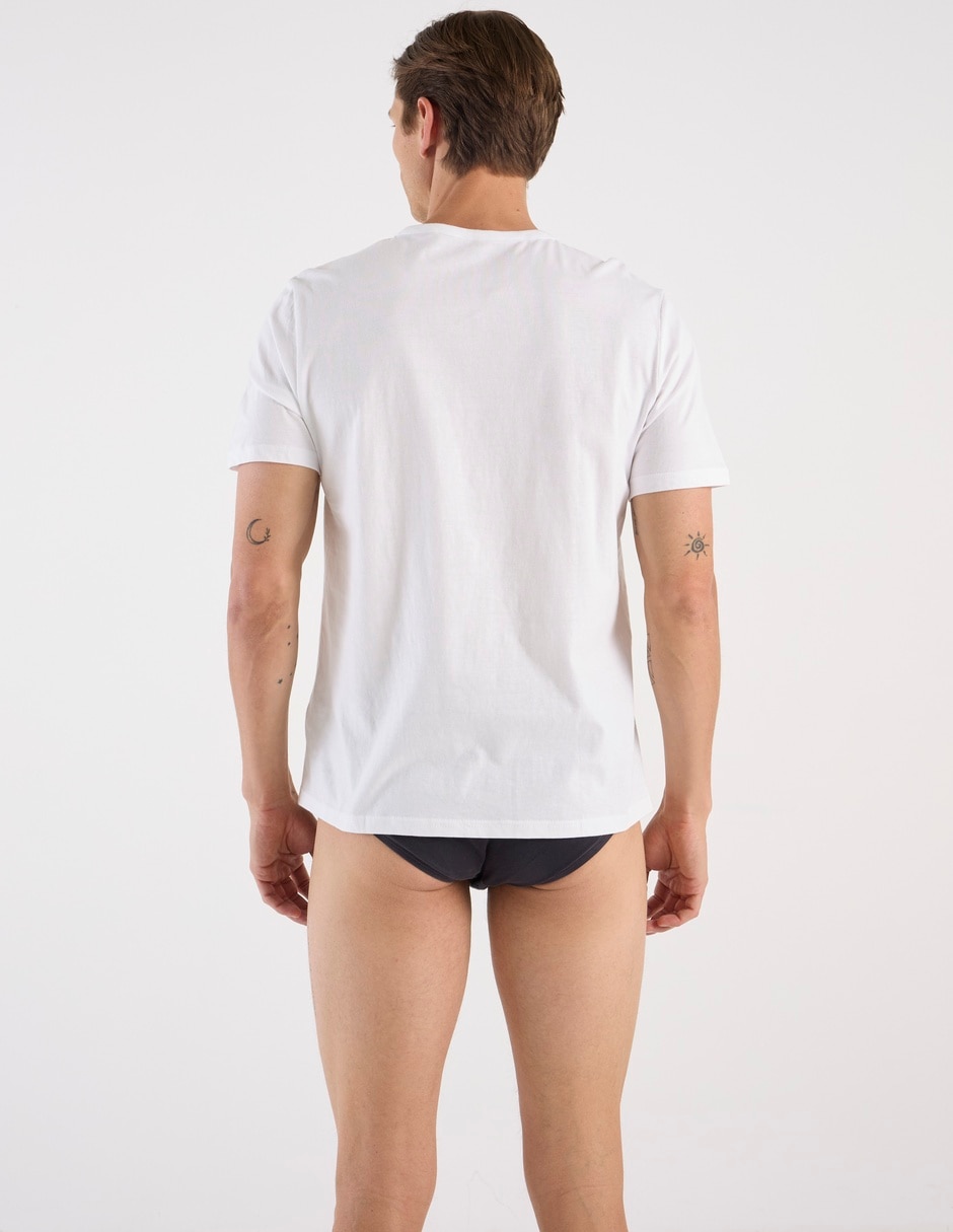 Set camiseta cuello redondo para hombre 3